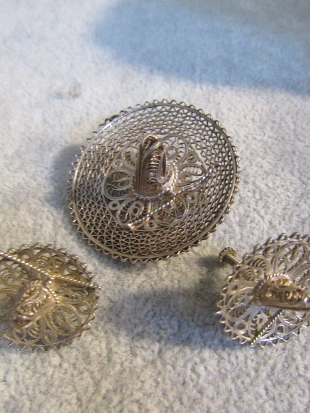 VTG Silver Tone Filigree Mexican Sombrero Hat Brooch & Clip-on Earrings